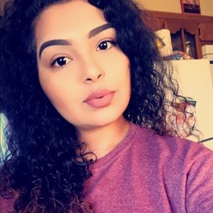 Meet your Posher, Ariam